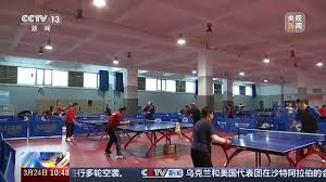 必一·体育(B-Sports) 引领健身新潮流：探索双杠举手转体的奥秘！